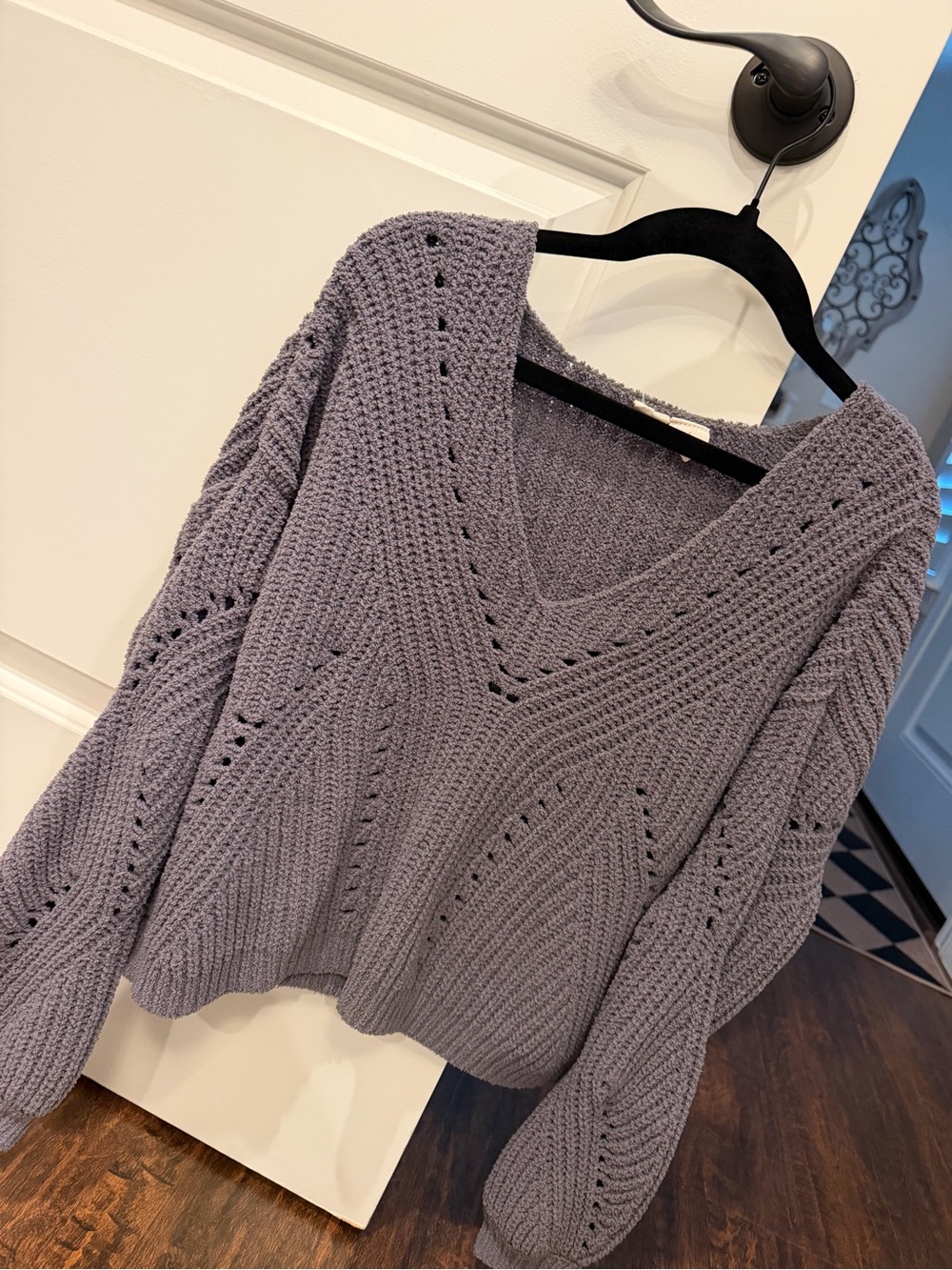 Sky and Sparrow V-Neck Chunky Knit Sweater - Lavender Gray